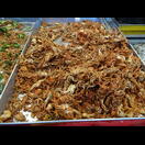 Diez hielt sich lieber an die gut gewürzten, knusprigen Krabben, die mit Haut und Haaren verspeist werden